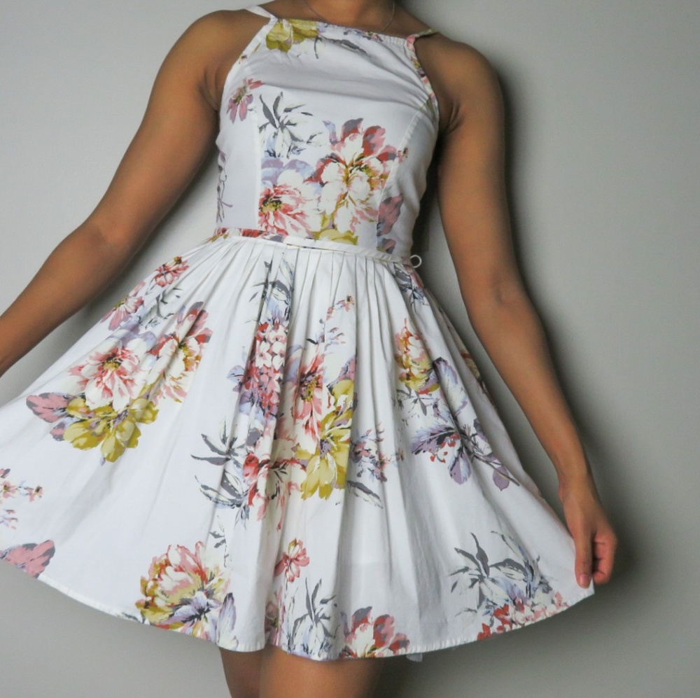 🌸 Clearance! Flirty Garden Dress – Holiday Special